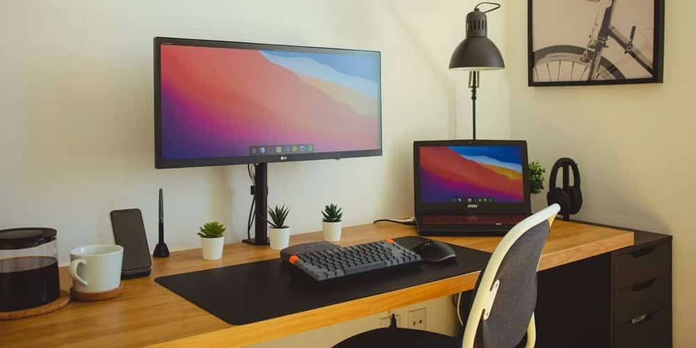صورة لـ أسباب احتياجك إلى حصيرة مكتب كاملة الحجم | 1403qcg9rav55cNsf6ccJLA-DzTechs
