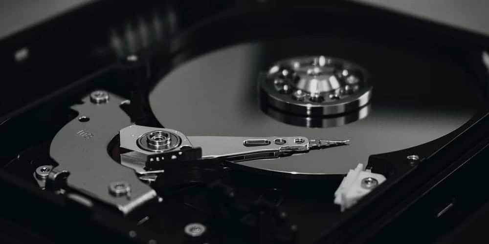 صورة لـ شرح الأنواع المُختلفة للذاكرة والتخزين على الكمبيوتر | 1NaoR4benQ-NTrk9rMen0Vg-DzTechs