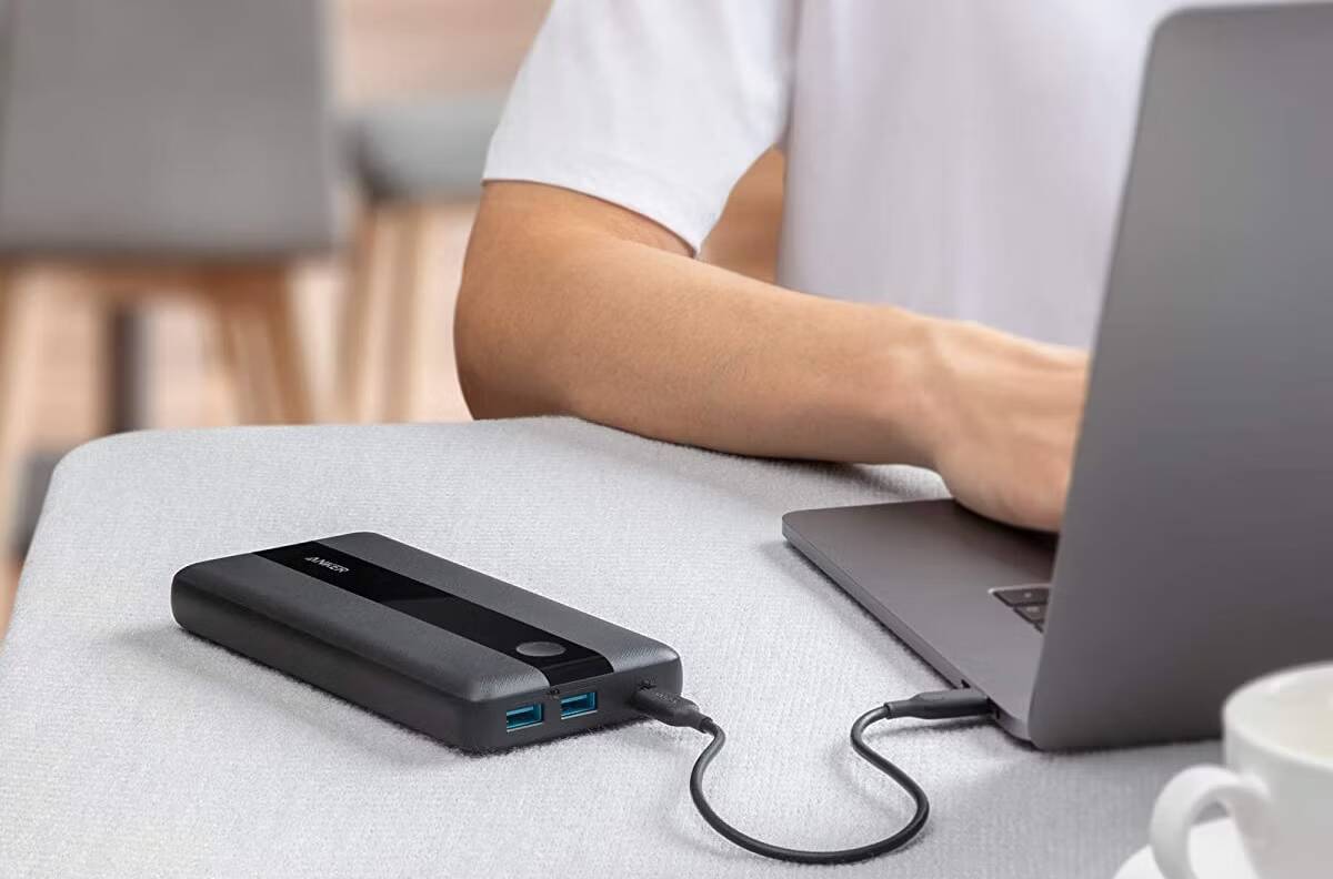 صورة لـ أفضل أجهزة بنك الطاقة المُناسبة لـ Steam Deck | anker-powercore-III-elite-2.avif_