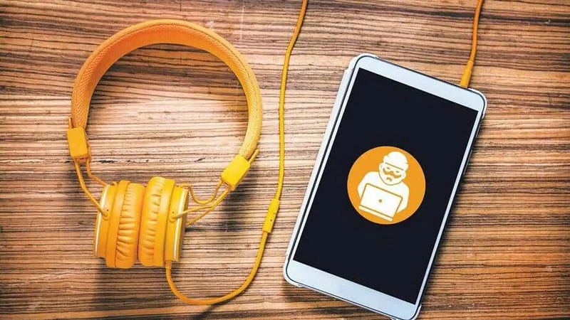 صورة لـ مخاطر استخدام ملحقات الأجهزة المزيفة | 1ZrLQu6U7iX61AYPcdUscYQ-DzTechs