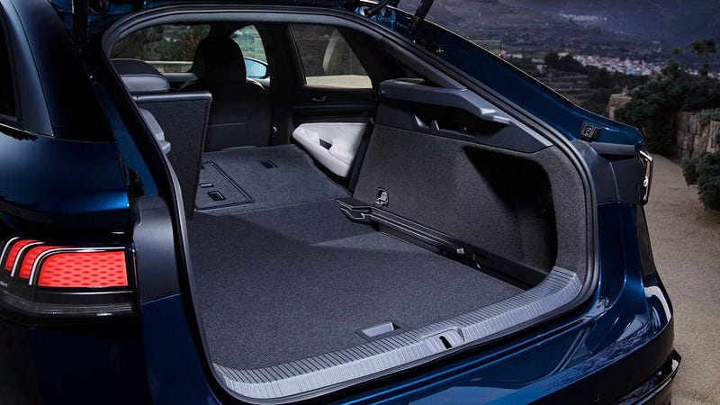 صورة لـ بعض ميزات Volkswagen ID.7 التي تجعلها تتفوق على Tesla بشكل واضح | 1ezxcsxlZyJR4U6Ug4CfXiQ-DzTechs