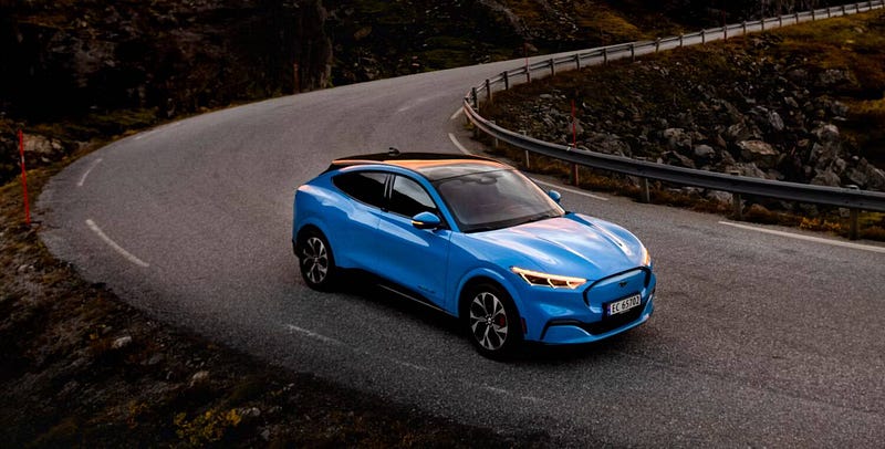 صورة لـ الطرق التي تجعل Mustang Mach-E أفضل من Tesla Model Y | 1gDnkOn44wH9rHX8oWGYldw-DzTechs