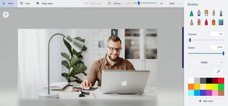 صورة لـ كيفية تعتيم جزء من صورة في Paint 3D باستخدام أداة التحديد | 1x3JYPyM5mr9j5SoM4m-kUg-DzTechs