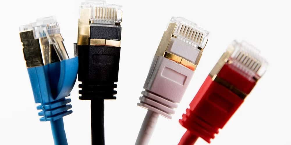صورة لـ ما هي المنافذ المفتوحة افتراضيًا؟ هل يجب عليك تغييرها؟ | 1L68qoTtfkxk7SXVPdv6-Rw-DzTechs