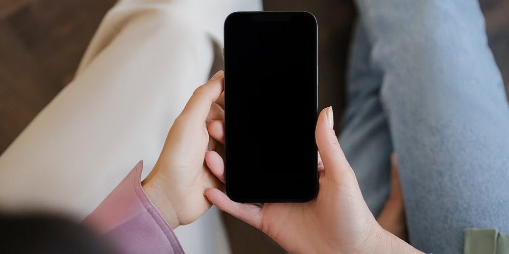 صورة لـ أكثر مشاكل شاشة الـ iPhone شيوعًا (وكيفية إصلاحها) | 1LmamczYVwd6lGipdAAnFtQ-DzTechs