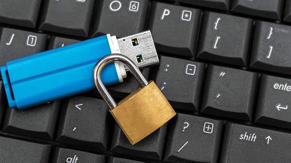 صورة لـ مُحرك أقراص USB مُضاد للفيروسات ، التحكم متى يكون محميًا ضد الكتابة أم لا | 1blAK8HZtEoPPei7mLJDYFw-DzTechs