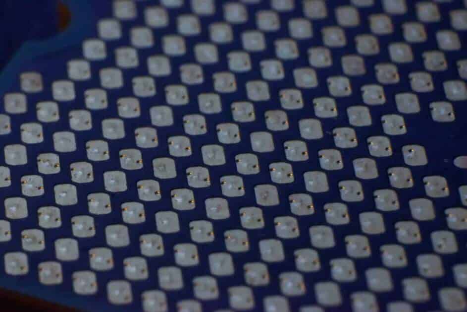 صورة لـ شرح مُعالجات Intel: ما هي أنوية الكفاءة (E-Cores) وأنوية الأداء (P-Cores)؟ | 1nVOBSqj9S4VezZtOjoGsPw-DzTechs
