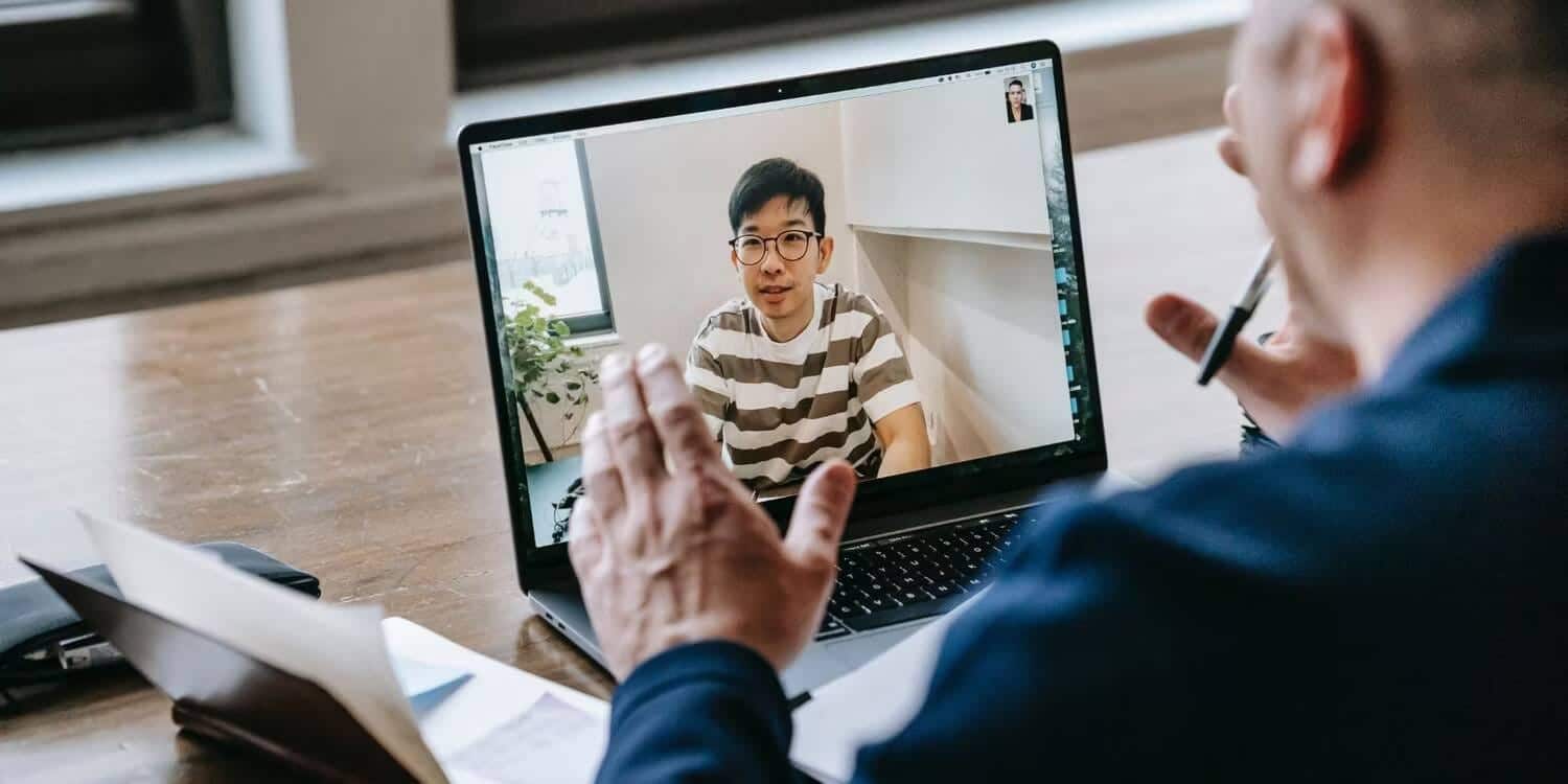 صورة لـ من هو الخبير بمجال مُعين (SME)؟ وظائف عبر الإنترنت في هذا المجال | 1MJ7B55l0UVn2VtAFywpykQ-DzTechs