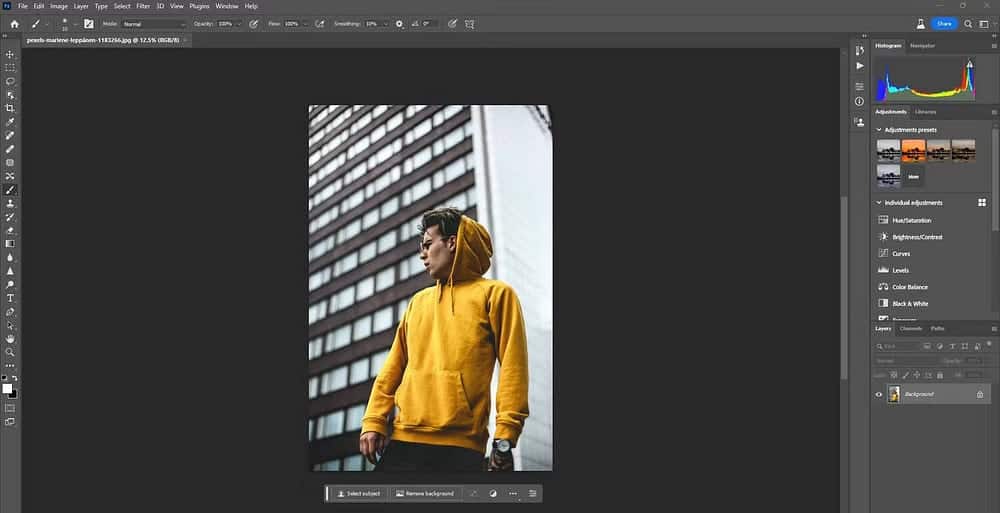 صورة لـ طرق لاستخدام Generative Fill لتحسين صورك في Photoshop | 1fT9I2y0zBq5UioxVBiie0w-DzTechs