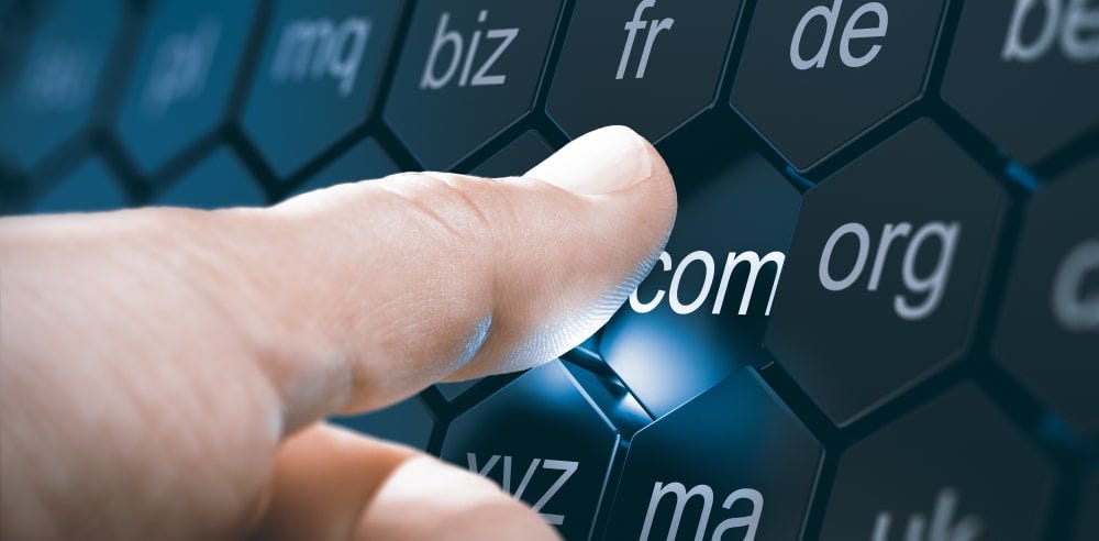 صورة لـ طرق مُختلف لمعرفة من يملك موقع الويب | 1k7tCQx6PwdZIiydjcG88tw-DzTechs
