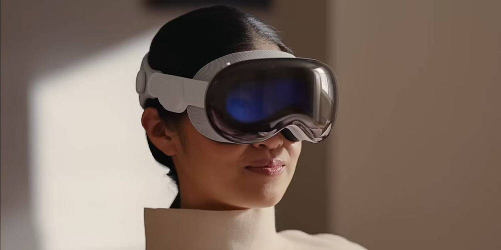 صورة لـ ما هو نظام الرؤية البصرية EyeSight على نظارة Vision Pro من Apple؟ وكيف يعمل؟ | 1lbgJA4molj4OilzozBsMwQ-DzTechs