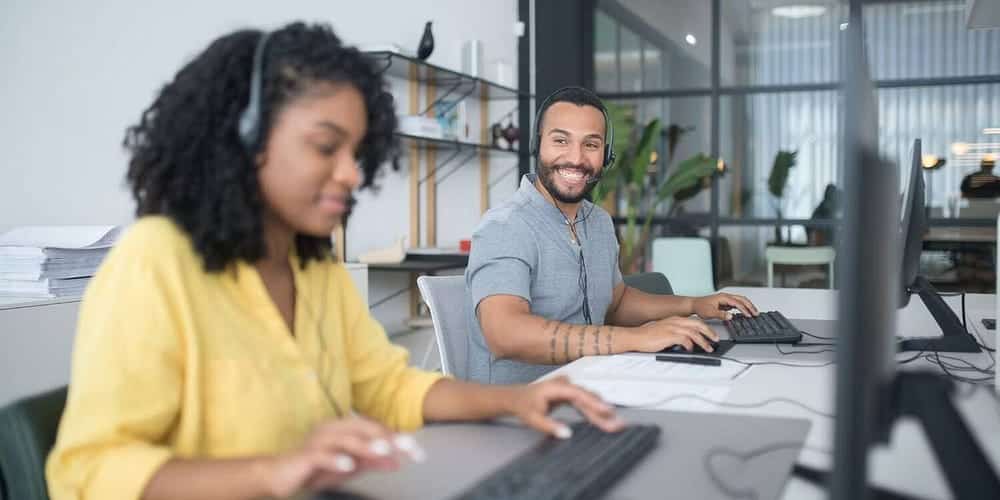 صورة لـ من هو الخبير بمجال مُعين (SME)؟ وظائف عبر الإنترنت في هذا المجال | 1sdSuoRQy4OV1h2NFVkesPQ-DzTechs