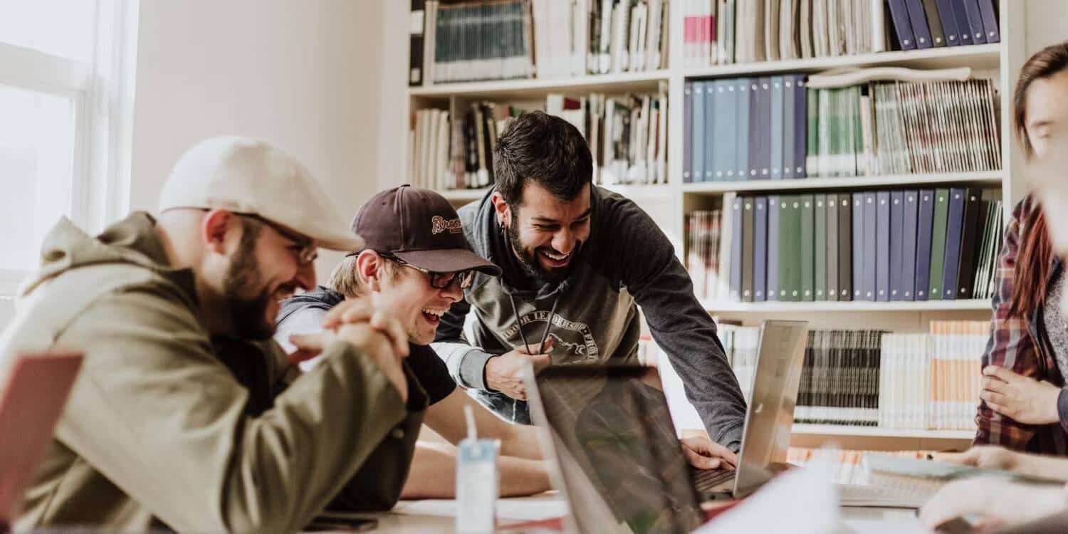صورة لـ طرق للبقاء على اطلاع بأحدث الاتجاهات في علم البيانات | 1ZXV7adWHWHgNUYXDr1pHpA-DzTechs