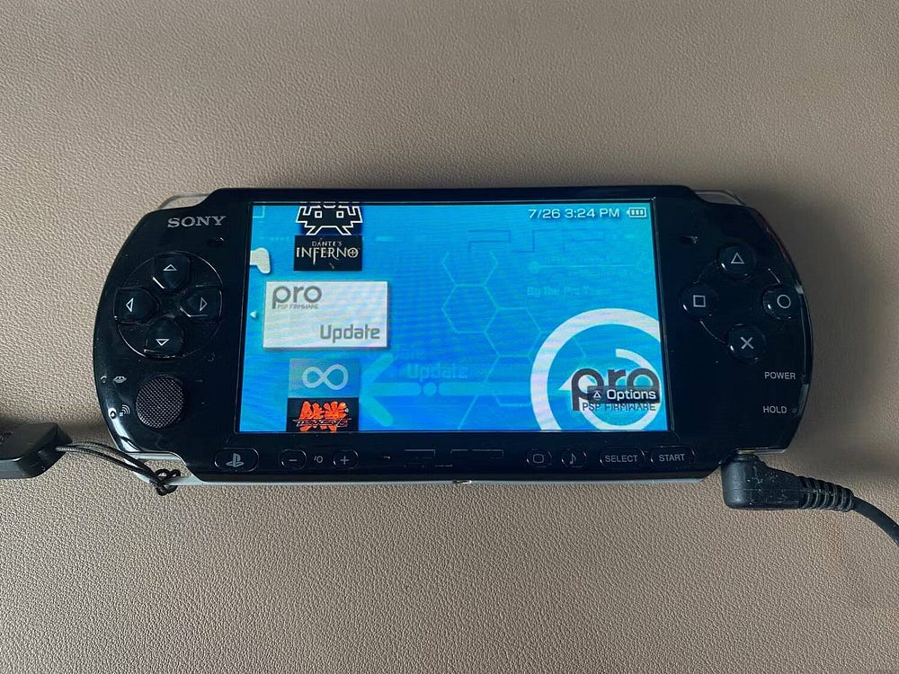 صورة لـ كيفية تحويل PSP إلى محاكي لتشغيل ألعاب Game Boy | 1L-kx_6Jh4fJcpO3Ml60LNw-DzTechs