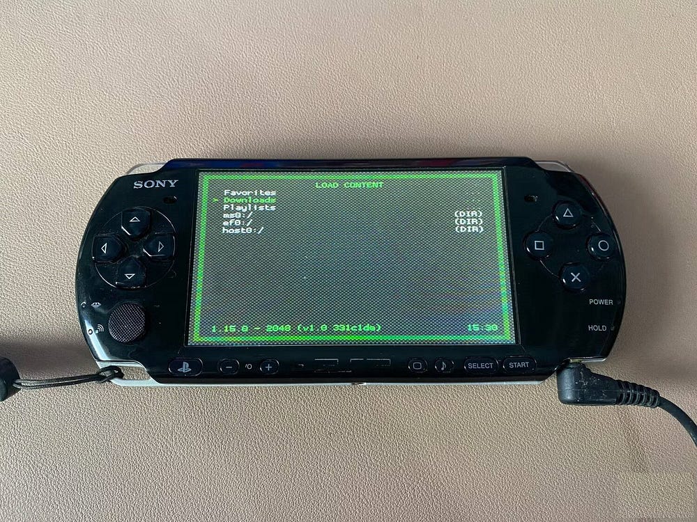 صورة لـ كيفية تحويل PSP إلى محاكي لتشغيل ألعاب Game Boy | 1R3Stx8NxT9FdgFpV-j3WLg-DzTechs