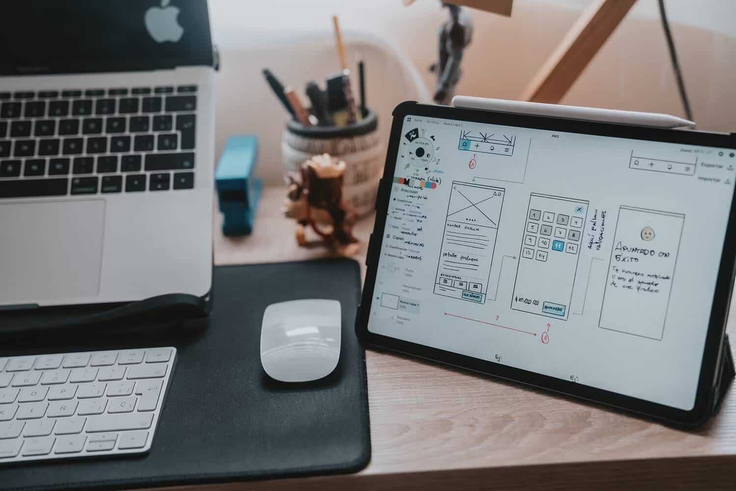 صورة لـ أسرار إنشاء تصميمات UI/UX جذّابة باستخدام التدرج الرمادي | 1WYJETuZsLGP-gVo2BNFeSQ-DzTechs