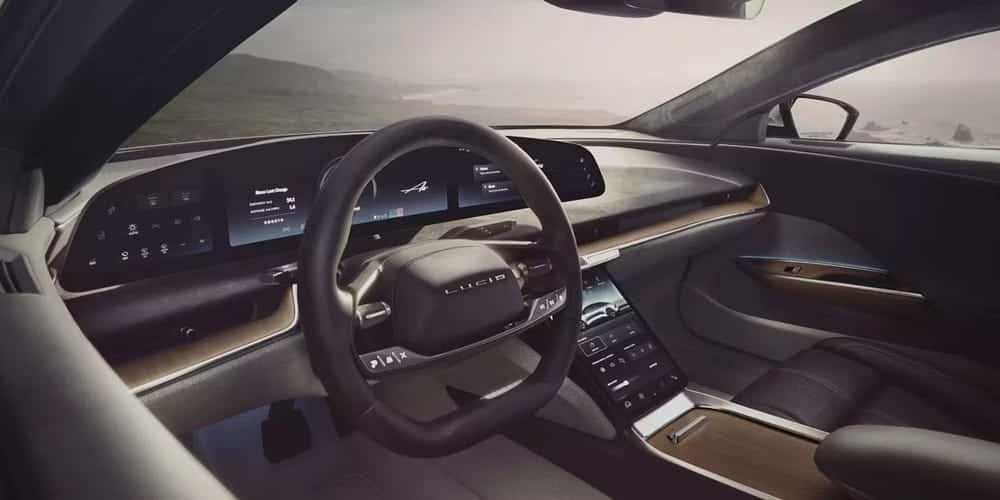 صورة لـ مُقارنة Lucid Air مع Tesla Model S: تحليل شامل لأفضل سيارة كهربائية فاخرة | 1xJY-9z2NJE_QYX4aYftRQA-DzTechs