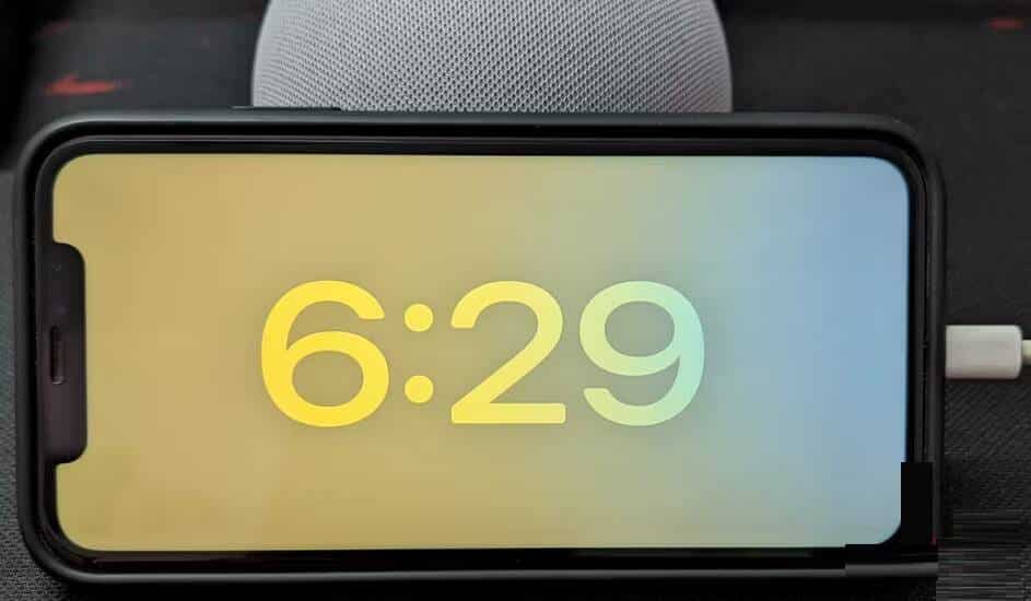 صورة لـ طرق إصلاح ميزة “وضع الاستعداد” لا تعمل على الـ iPhone | 1y3cH8C1lLWotLAKoxrd7Zw-DzTechs