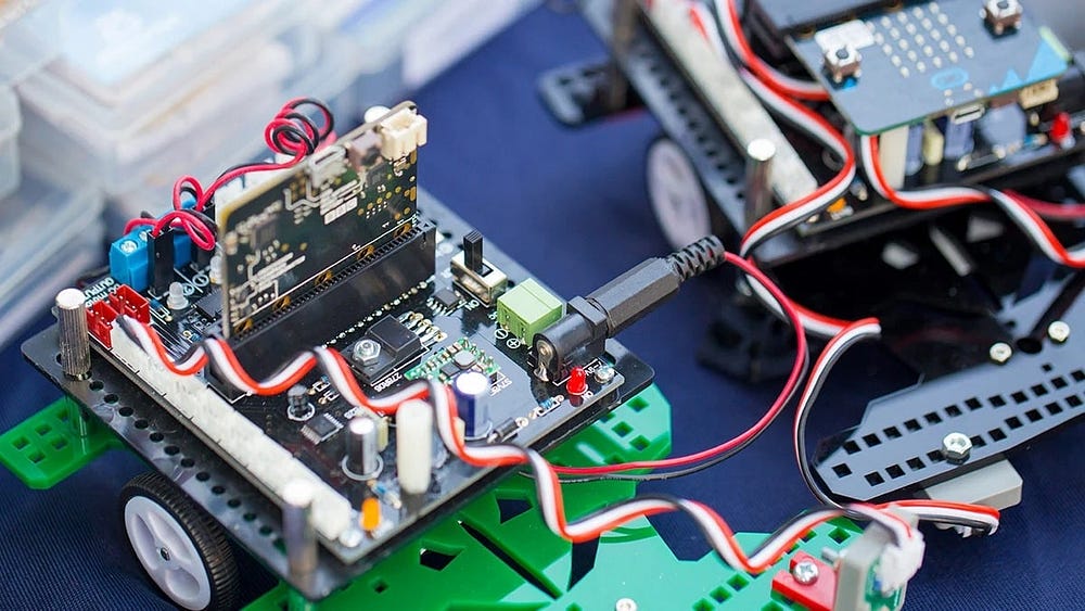 صورة لـ استكشاف مشاريع الذكاء الاصطناعي المُثيرة التي يُمكن تنفيذها باستخدام Raspberry Pi | 17DUpexwgetLmXr99QZ5nPw-DzTechs