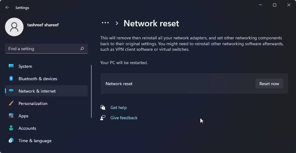 صورة لـ كيفية إصلاح إختفاء خيار الاتصال اللاسلكي (Wi-Fi) في Windows 11 | 1AJi-RCn4BaWNQzV7e7fkFA-DzTechs