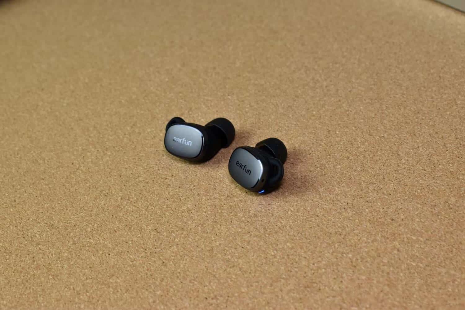 صورة لـ مراجعة EarFun Free Pro 3: سماعات الأذن المليئة بالميزات مع جانب سلبي لضعف ANC | 1LjWTIbhrASm7nmm_Og0hlg-DzTechs