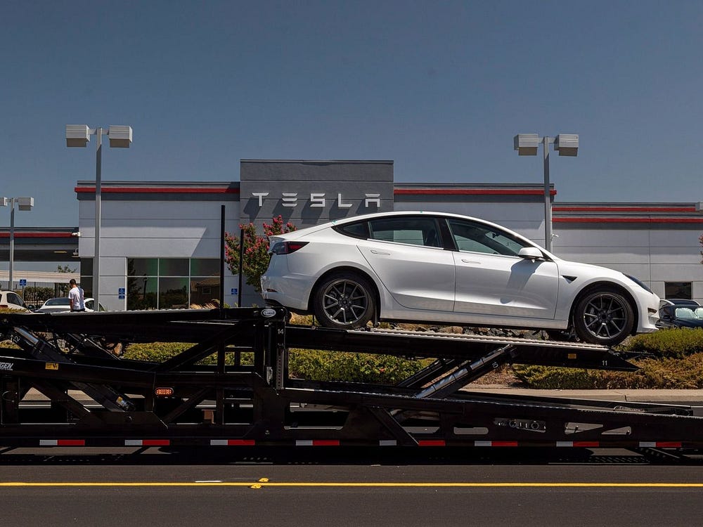 صورة لـ هل يستحق الأمر شراء سيارة Tesla؟ الإطلاع على المُميزات والعيوب | 1uHRWkMyNTGHGhibO1hhscA-DzTechs