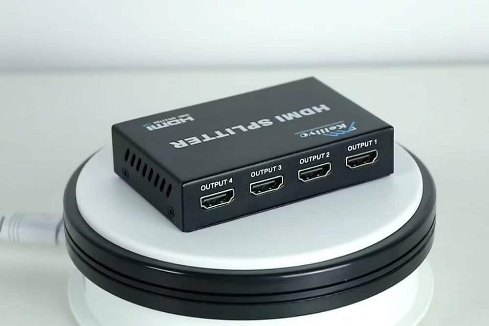 صورة لـ أفضل أجهزة توزيع HDMI المُتاحة في هذا العام لتوصيل المزيد من الشاشات بإعدادك | 12EvNv0J0LCVZqV1lC-YbMg-DzTechs