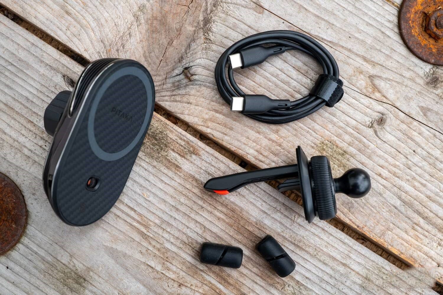 صورة لـ مُراجعة Pitaka MagEZ Car Mount Pro 2: ميزات NFC أنيقة وأداء رائع، ولكن هل يُبرر هذا السعر المُرتفع؟ | 1Krg8T3cUcySVwkkgEosvOg-DzTechs