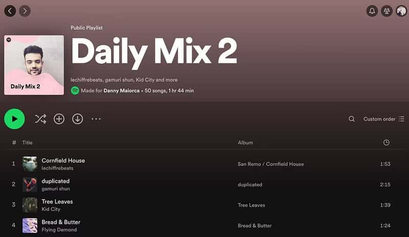 صورة لـ مُقارنة بين SoundCloud و Spotify: الاختيار الأمثل للاستماع إلى الموسيقى والبودكاست عبر الإنترنت | 1a9gYW835vkPDwW7e03bdIA-DzTechs