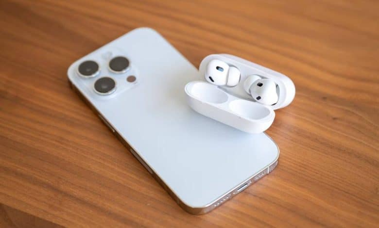 صورة لـ أفضل سماعات الأذن لـ iPhone في هذا العام للإستمتاع بتجربة صوتية مُتميزة | 1eNI1krtAX9ZbW_SiL5rXYQ-DzTechs