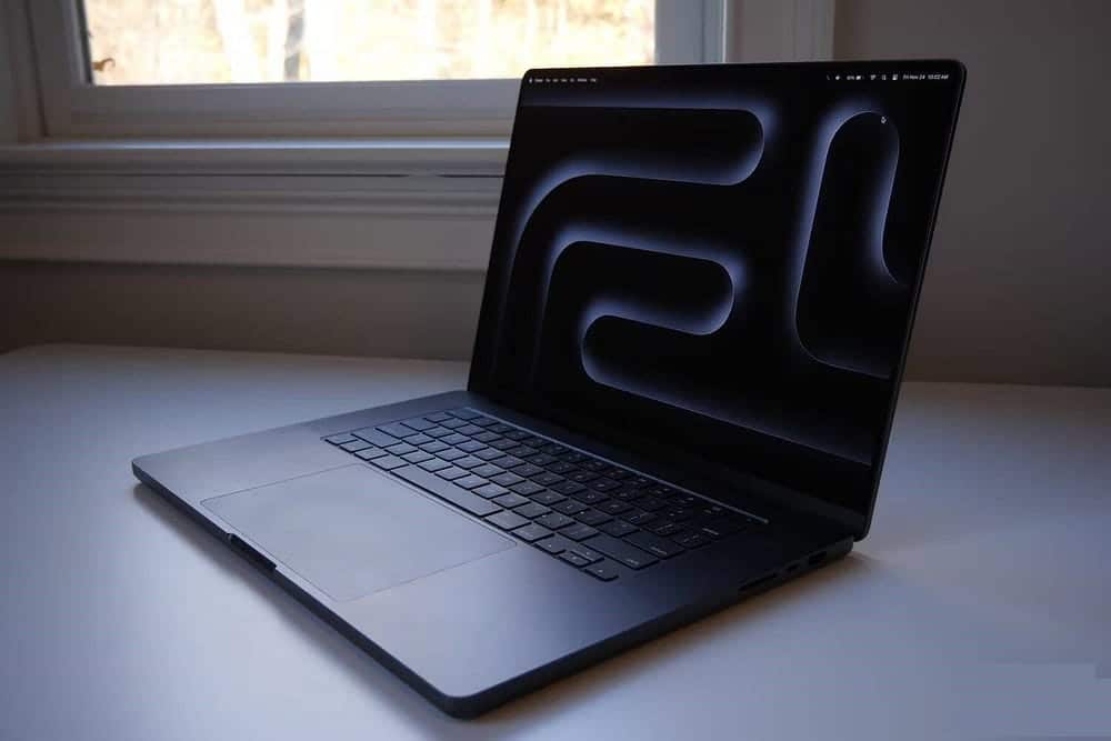 صورة لـ مُراجعة MacBook Pro مقاس 16 بوصة المُزوَّد بـ M3 Pro: إلقاء نظرة شاملة من الداخل والخارج | 1l6yBMBMKjWtCV04LjaXEmQ-DzTechs