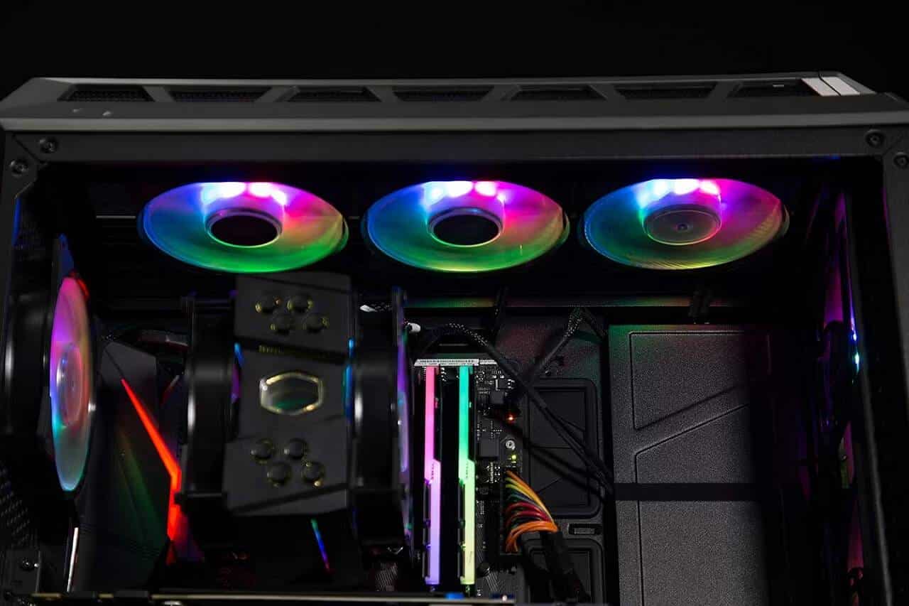 صورة لـ أفضل مراوح RGB المُتاحة لتحسين تجربة التبريد على الكمبيوتر الخاص بك | 1pNFFLV9Out8MBFZA2nLxvw-DzTechs