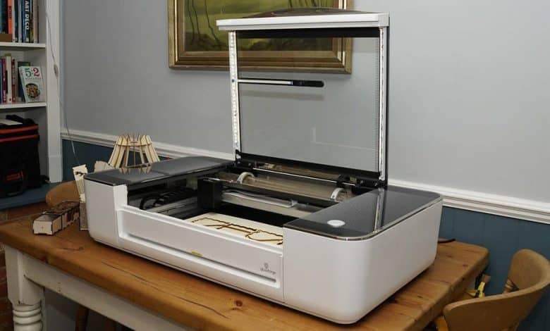 صورة لـ مُراجعة Glowforge Pro CO2 Laser Cutter: مُكوِّنات ومواد رائعة، ولكن خذلتها برمجيات الويب فقط | 120kGkWatRm6Ksth2NhSE8w-DzTechs