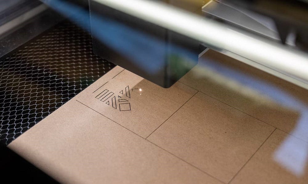 صورة لـ مُراجعة Glowforge Pro CO2 Laser Cutter: مُكوِّنات ومواد رائعة، ولكن خذلتها برمجيات الويب فقط | 155PXDXQdXAvpfbNHH6xH4g-DzTechs