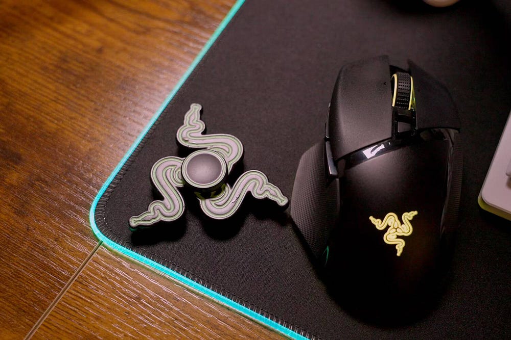 صورة لـ مُراجعة Razer Basilisk V3 Pro: ماوس يُقدم أداء فائق واستجابة سريعة في عالم الألعاب | 1BuwAvhPI7AnAVQAEwzxPug-DzTechs