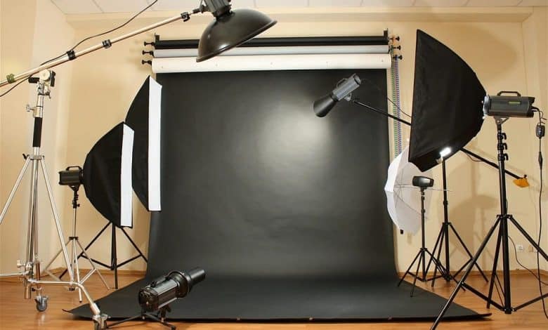 صورة لـ أفضل مُعدات الإضاءة المُتاحة للحصول على تجربة تصوير مُذهلة | 1E_nmrq_cF3SFm_a6TQ0oCQ-DzTechs