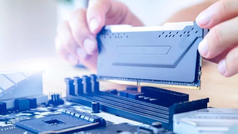 صورة لـ لماذا أصبحت ذاكرة RAM بحجم 16 جيجابايت المعيار الجديد في الكمبيوتر بنظام Windows؟ | 1GOQJuPLli5P-vsajzEhLdw-DzTechs