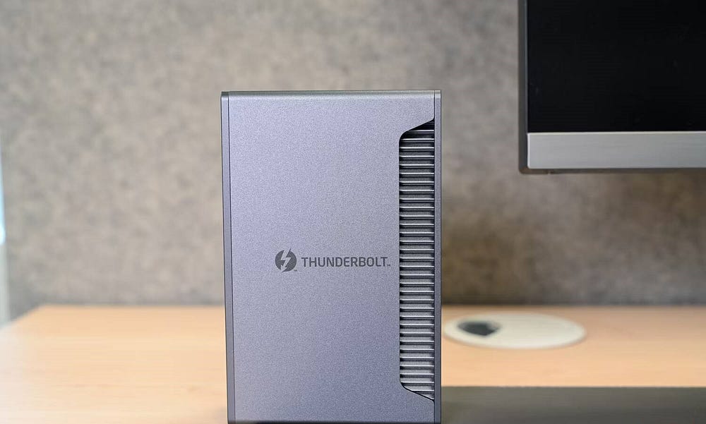 صورة لـ مُراجعة Ugreen Revodok Max 213 Thunderbolt 4 Dock: فهم مُميزاتها وعيوبها وكيف تتناسب مع احتياجاتك | 1HMIf52fxL_Bo6Ee96G4LHQ-DzTechs