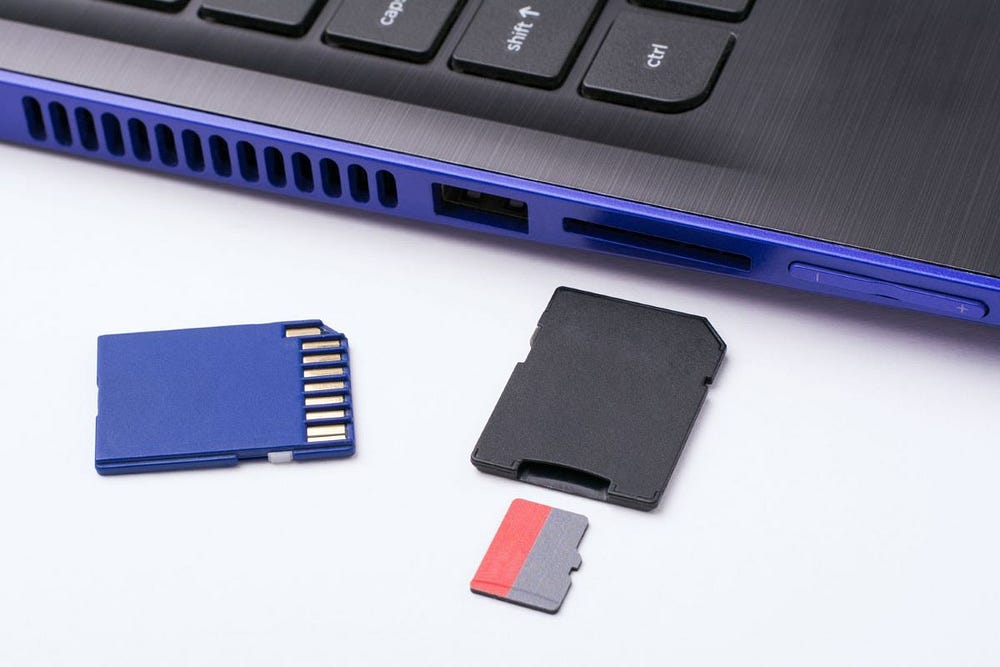 صورة لـ كيفية إصلاح عدم ظهور قارئ بطاقة SD في مُستكشف الملفات على Windows | 1K2yIyEbHY-l-EPmgqm5Q2w-DzTechs