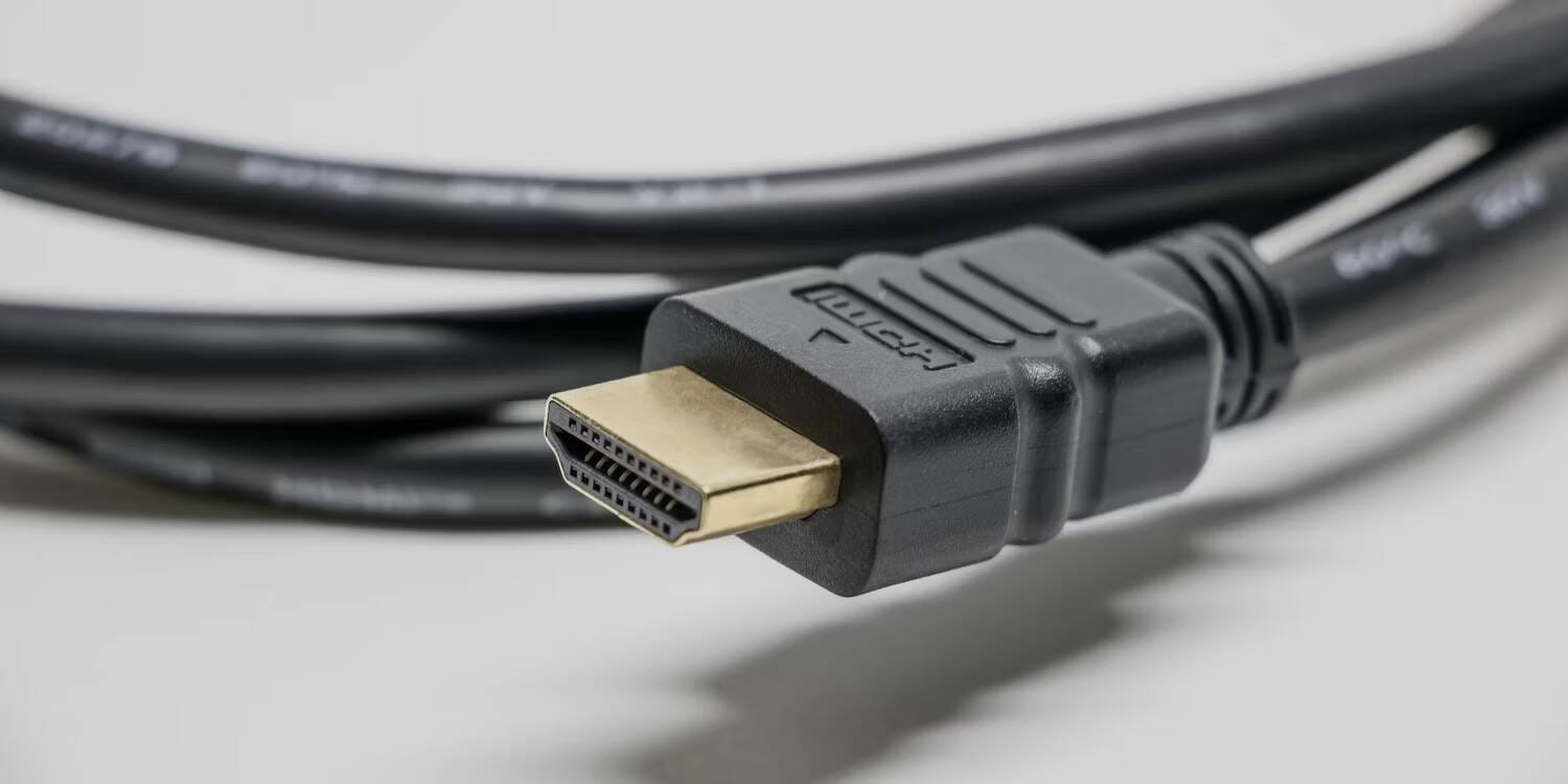 صورة لـ كيفية توصيل الـ MacBook الخاص بك بالتلفزيون: أفضل الخيارات المُتاحة | 1LnQ14f3u-9EkUFQKXvn1Zg-DzTechs