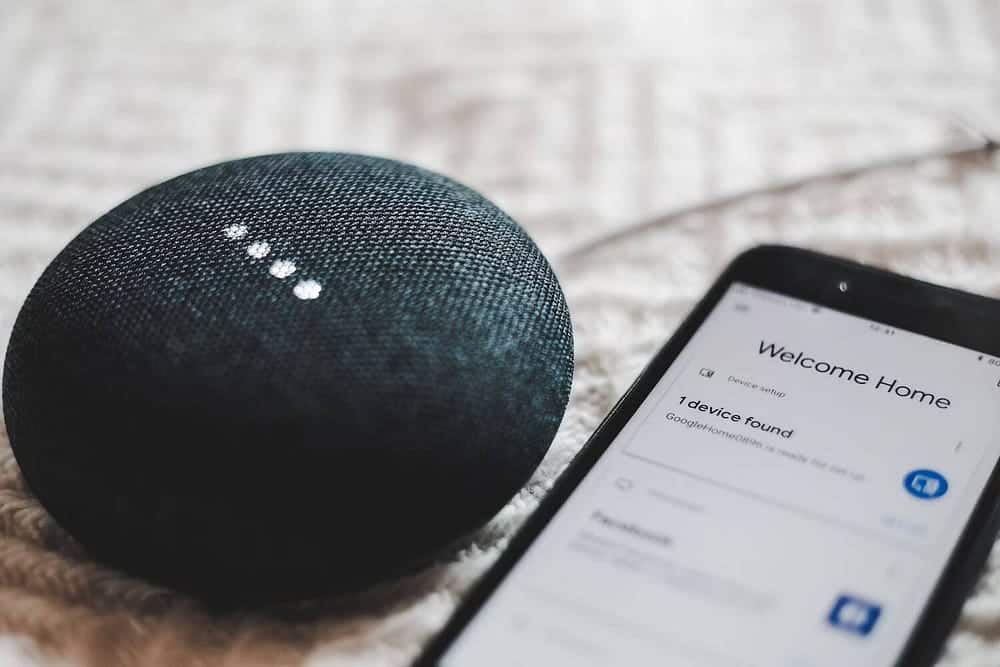 صورة لـ استكشاف مُميزات Bluetooth 5.3 والتحسينات المُقدمة: دليل شامل لمُختلف إصدارات Bluetooth 5 | 1bJ-BxyUxWa7IIFybIpB92g-DzTechs