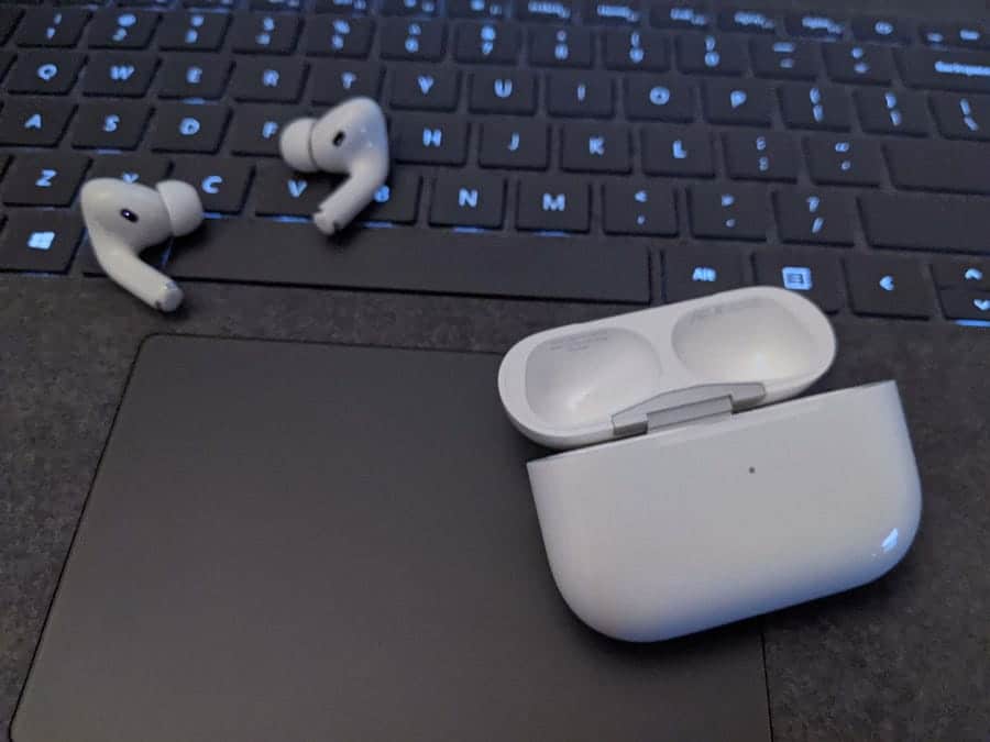 صورة لـ خطوات توصيل سماعات AirPods بجهاز Windows: دليل مُبسّط | 1-cTloTtPpqdIkrZJdXTQEQ-DzTechs