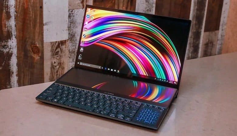 صورة لـ اختيار نوع الشاشة المثالي للكمبيوتر المحمول التالي: OLED أم IPS LCD | 1AR2TA6QT5gfljjccN0_0Xg-DzTechs