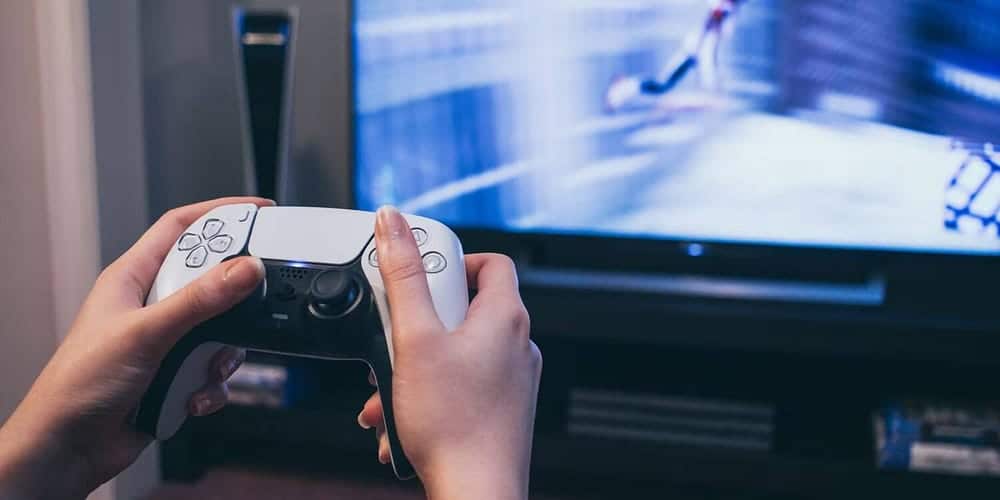 صورة لـ دليل لكيفية استعادة التراخيص على PlayStation®5 والإستمتاع بألعابك | 1INf4HTEGusAL-ePcMRQeHA-DzTechs