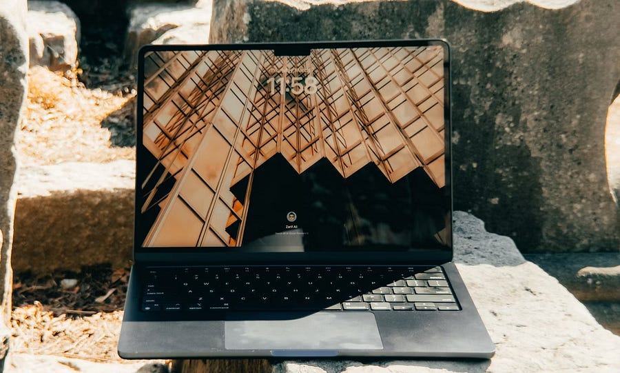 صورة لـ مُراجعة Apple M3 MacBook Air (13 بوصة): لماذا قد تُفكر في أن تشتري أي شيء آخر؟ | 10snan_9zwrMdOQ7w9Zaajg-DzTechs
