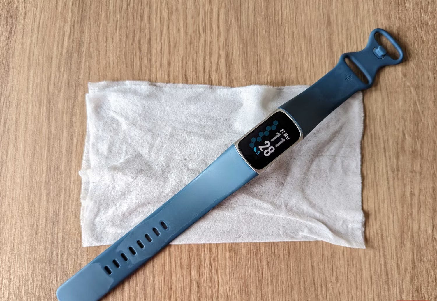 صورة لـ الطرق التي يُمكنك من خلالها مُساعدة جهازك من Fitbit على الاستمرار لفترة أطول | 15yVsVXCYYXg6PlamW4ZguQ-DzTechs