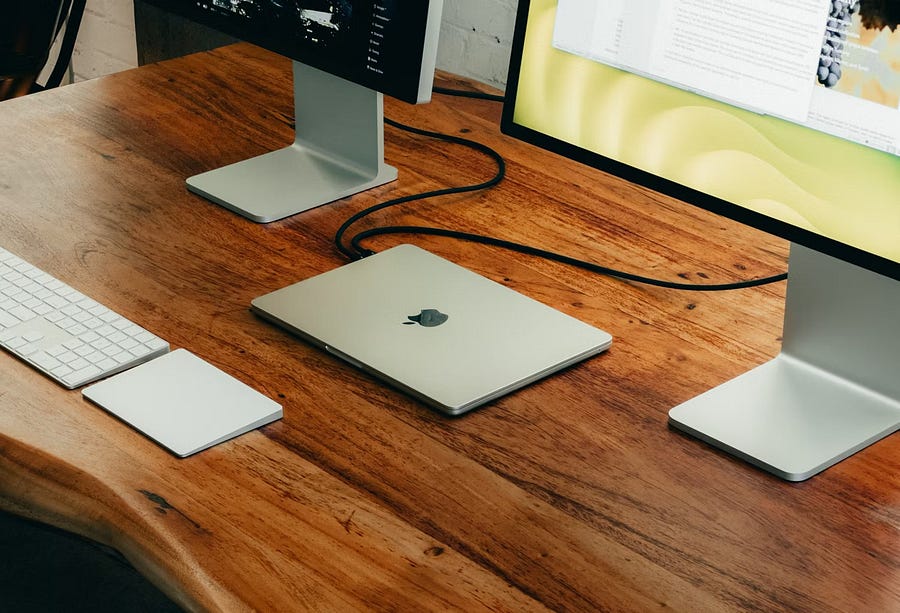 صورة لـ مُراجعة Apple M3 MacBook Air (13 بوصة): لماذا قد تُفكر في أن تشتري أي شيء آخر؟ | 1chN7bQGkFwCwRT6NvDM1AQ-DzTechs