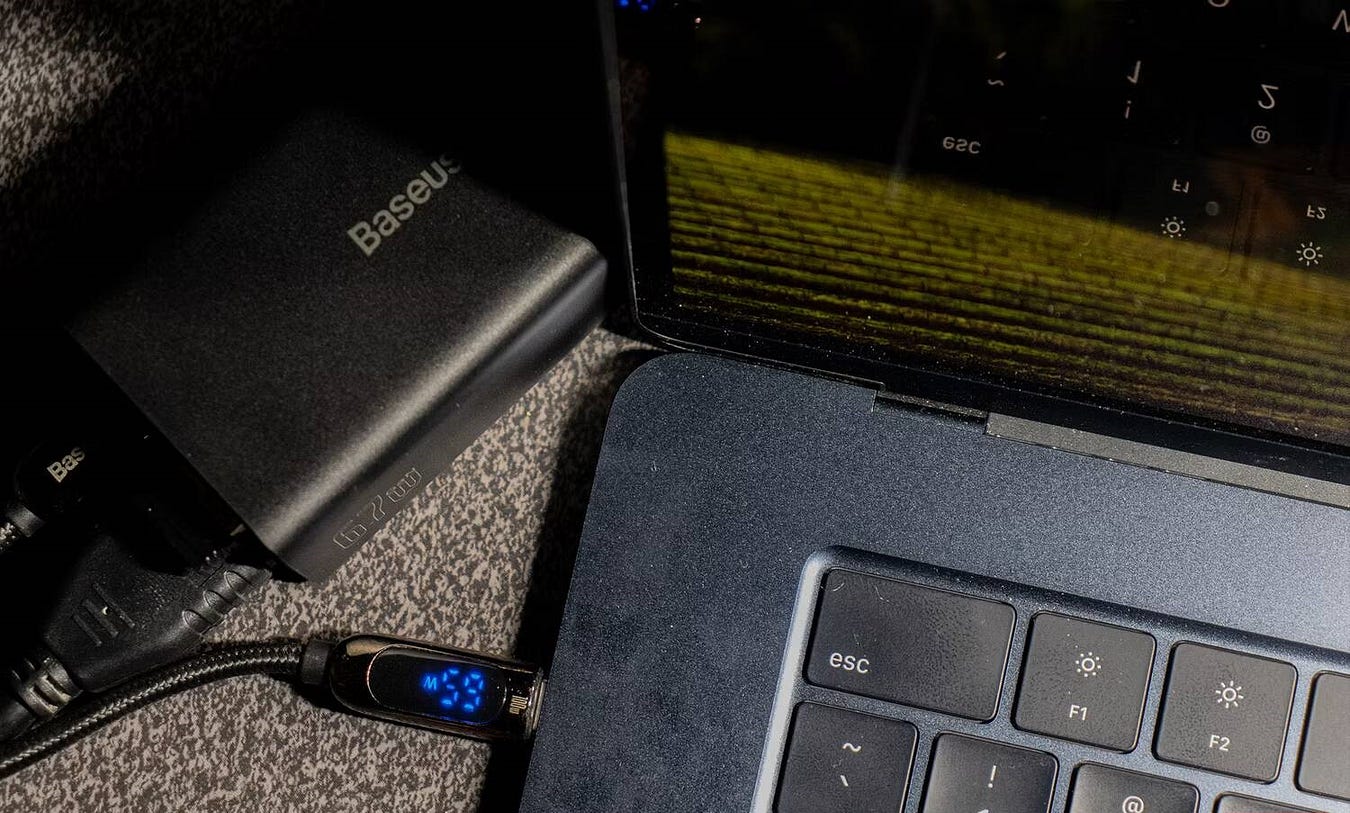 صورة لـ مُراجعة Baseus GaN5 Pro 4-in-1 Charging Station: شاحن وقاعدة توصيل في جهاز واحد | 1fboiWVvPI4FZRX92aMh0gA-DzTechs