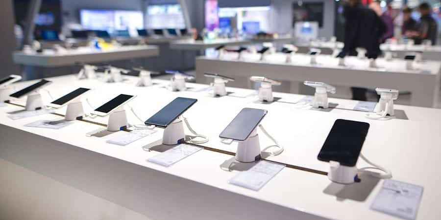 صورة لـ ما هي الاختلافات بين هواتف Samsung و Android؟ | 1he0W0dHhkInOcsvNJ-J74Q-DzTechs