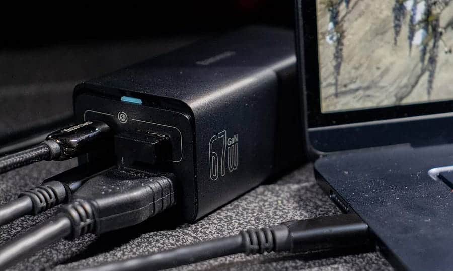 صورة لـ مُراجعة Baseus GaN5 Pro 4-in-1 Charging Station: شاحن وقاعدة توصيل في جهاز واحد | 1lC-yCvBux9MeKZ7oIGw5XQ-DzTechs